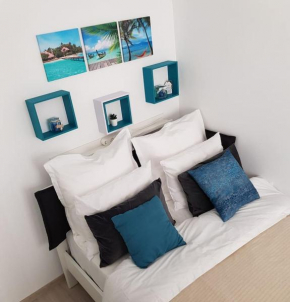 New cosy 1BR ap, 3 min walk to Eros beach Navodari